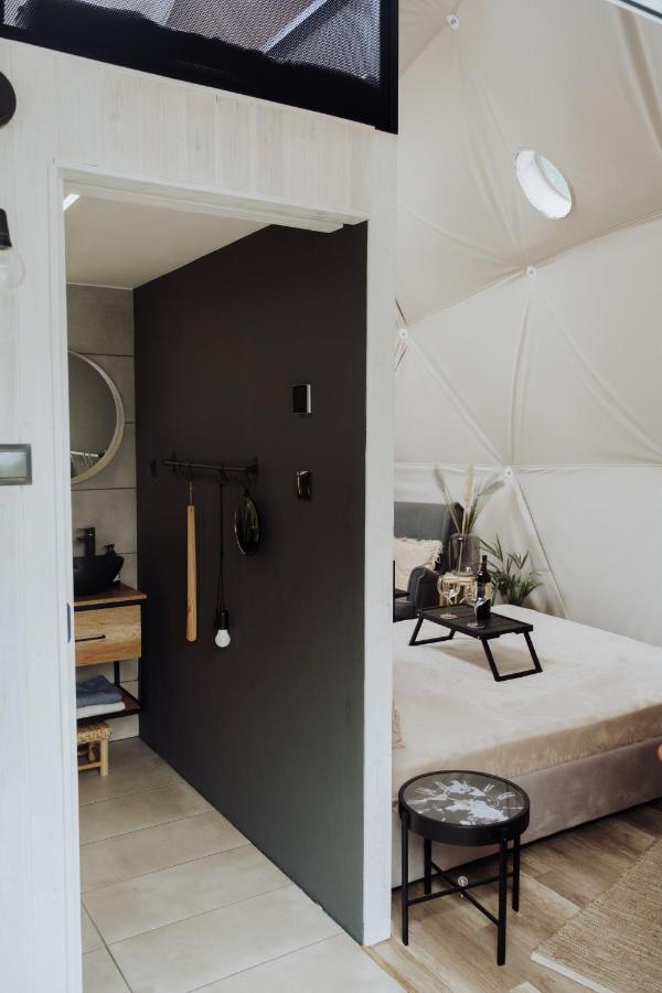 Glampingsantoczno Villa Exteriör bild